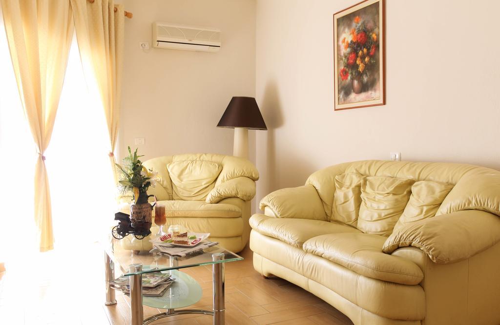Vila Verde Beach Hotel Durrës Kamer foto